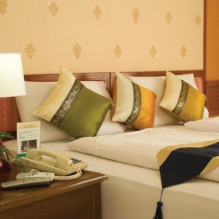 People Place Classic Hotel Sha Extra Plus 치앙마이 외부 사진